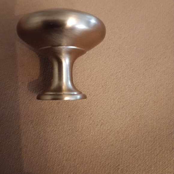 10pcs champagne bronze cabinet knobs (201) - Picture 10 of 12